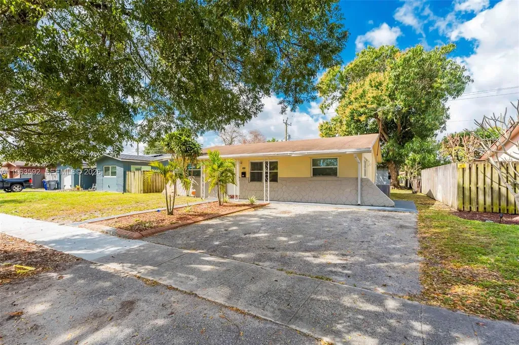 3430 N 65th Avenue Hollywood FL 33024