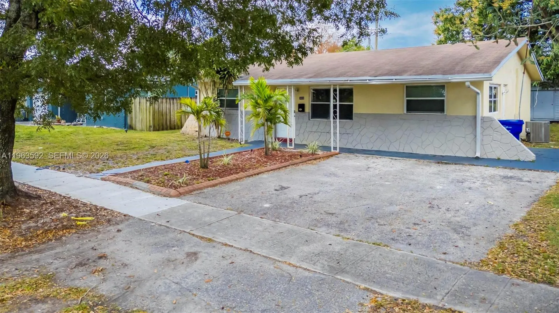 3430 N 65th Avenue Hollywood FL 33024