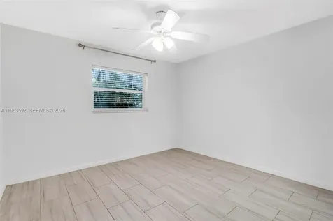 3430 N 65th Avenue Hollywood FL 33024