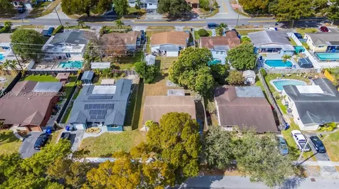 3430 N 65th Avenue Hollywood FL 33024