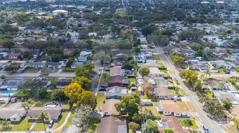 3430 N 65th Avenue Hollywood FL 33024