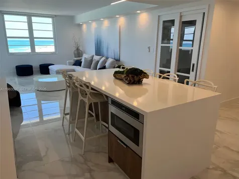 100 Lincoln Road Miami Beach FL 33139