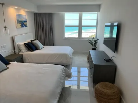 100 Lincoln Road Miami Beach FL 33139