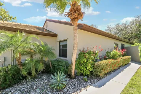 63 N Ironwood Way N Palm Beach Gardens FL 33418