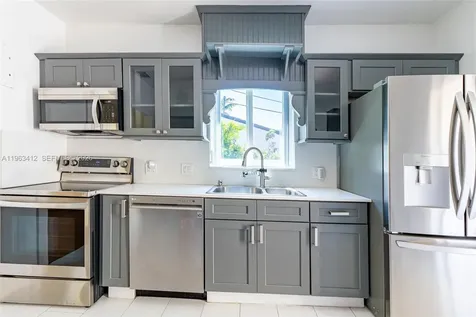 630 SW 25th Road Miami FL 33129