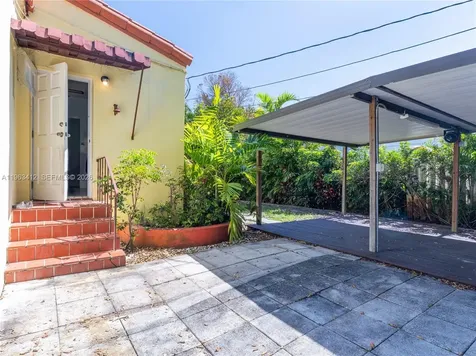 630 SW 25th Road Miami FL 33129