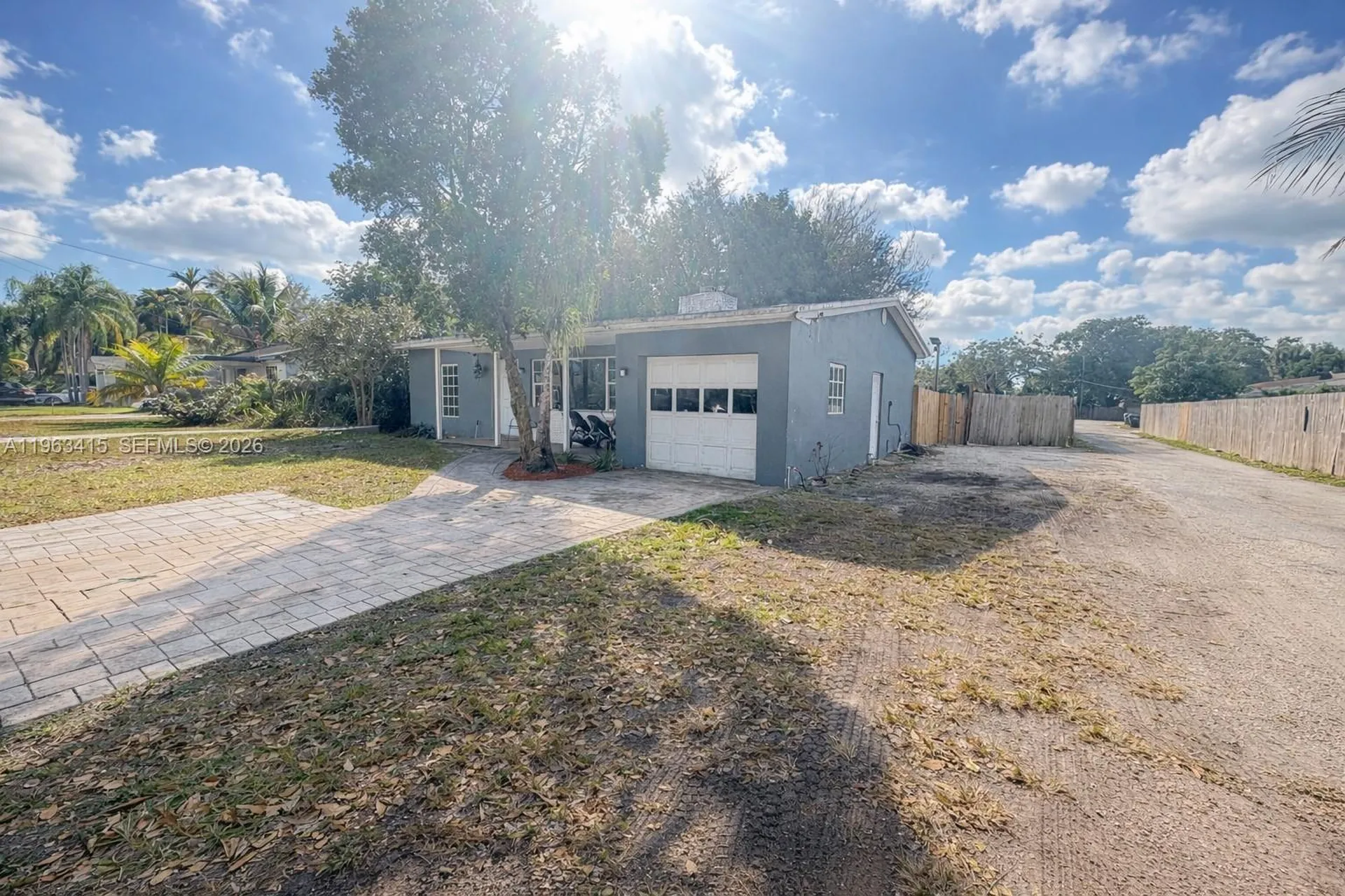 5724 Mckinley Street Hollywood FL 33021