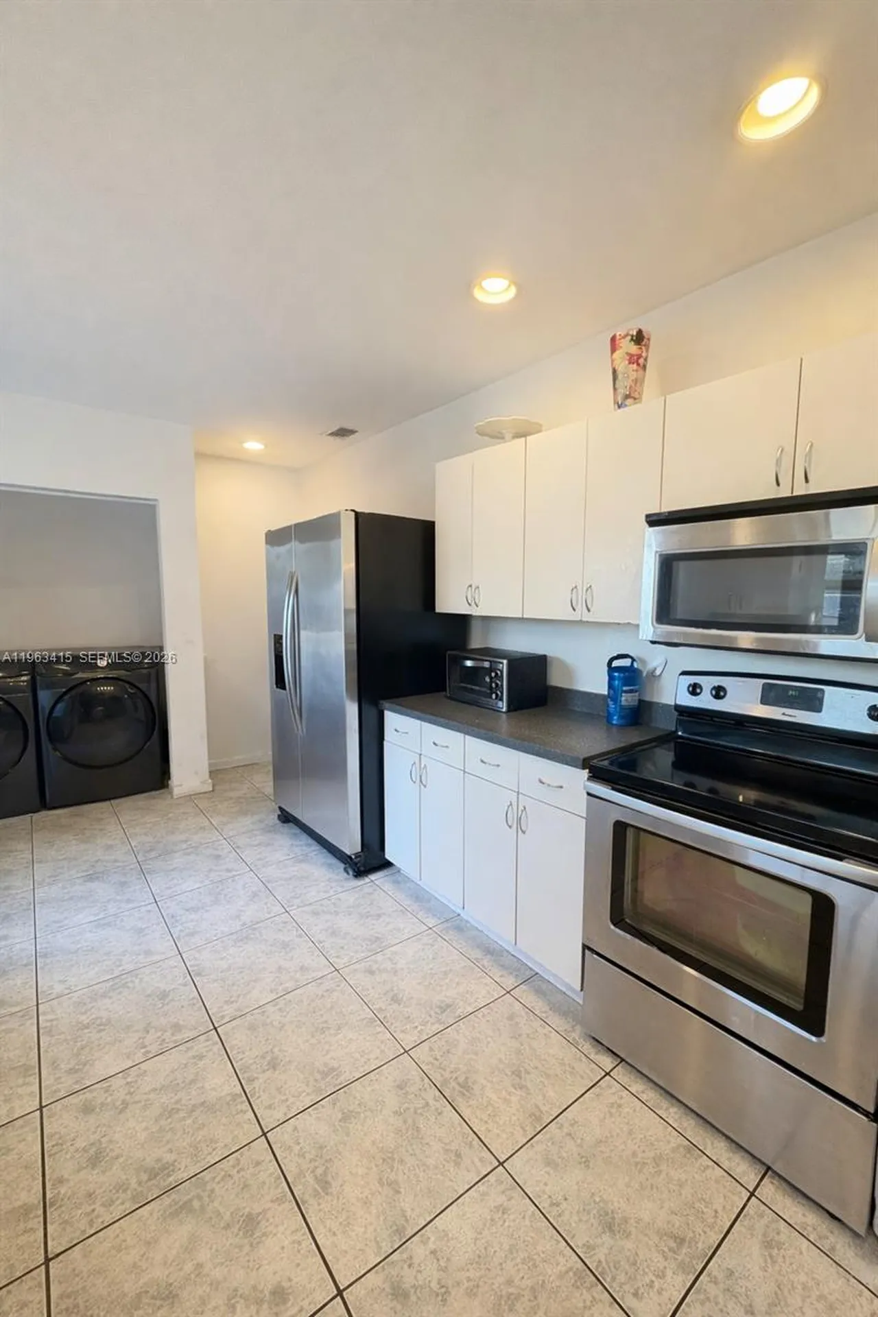 5724 Mckinley Street Hollywood FL 33021