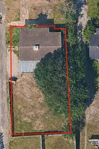5724 Mckinley Street Hollywood FL 33021