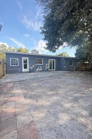 5724 Mckinley Street Hollywood FL 33021