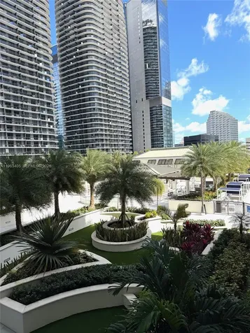 999 SW 1st Avenue Miami FL 33130