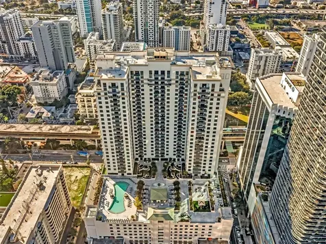 999 SW 1st Avenue Miami FL 33130
