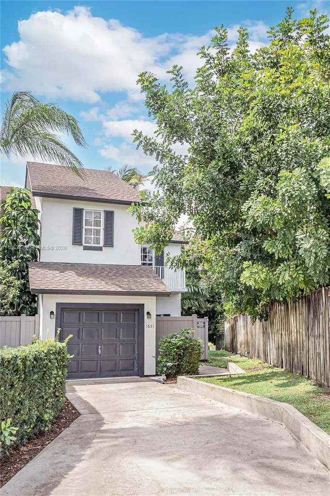 1651 Hawthorne Place Wellington FL 33414