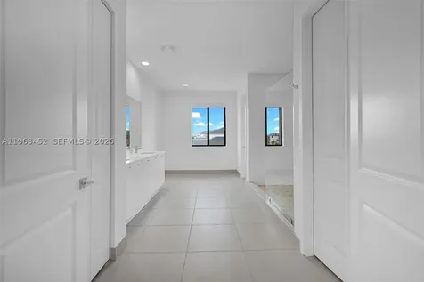 10386 SW 57th Court Cooper City FL 33328