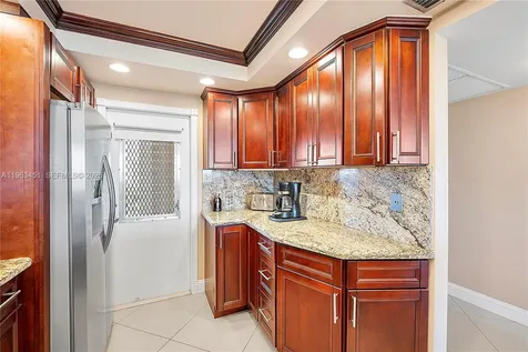 2940 N Course Drive Pompano Beach FL 33069