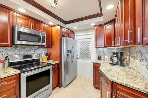2940 N Course Drive Pompano Beach FL 33069