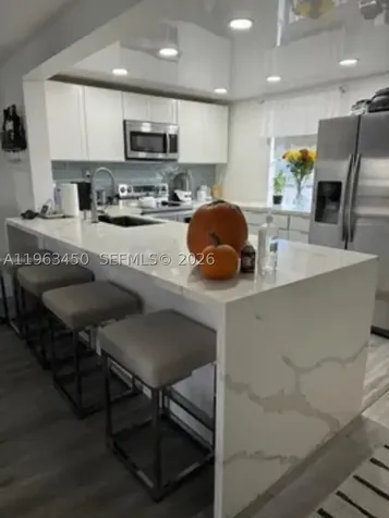 301 SE 3rd Street Dania Beach FL 33004