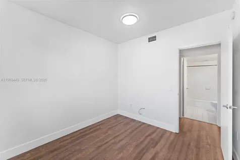 36 NW 6th Avenue Miami FL 33128