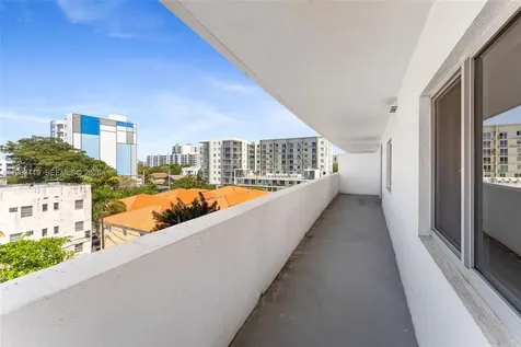 36 NW 6th Avenue Miami FL 33128