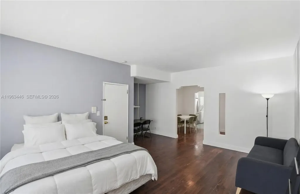 736 12th Street Miami Beach FL 33139