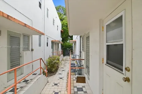 736 12th Street Miami Beach FL 33139
