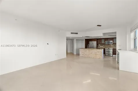 20000 E Country Club Drive Aventura FL 33180