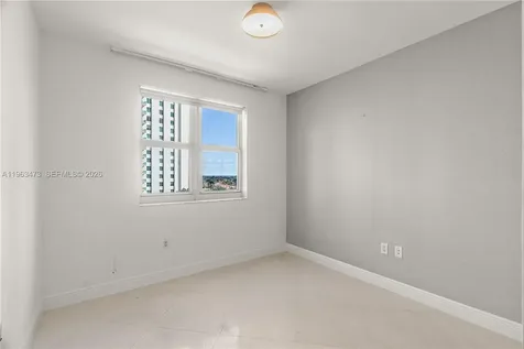 20000 E Country Club Drive Aventura FL 33180