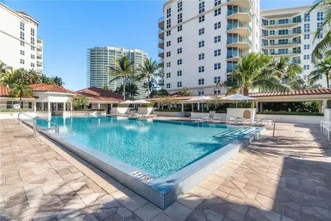 20000 E Country Club Drive Aventura FL 33180