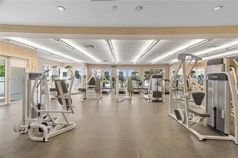 20000 E Country Club Drive Aventura FL 33180