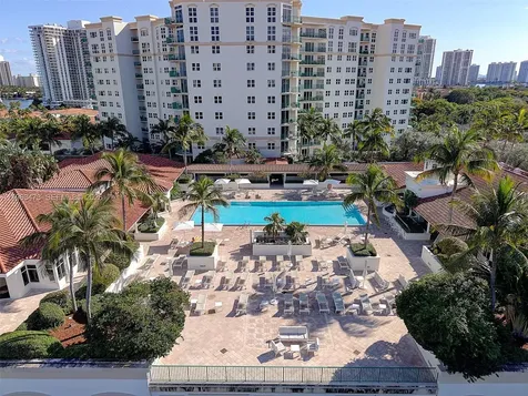 20000 E Country Club Drive Aventura FL 33180