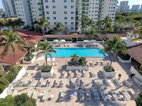 20000 E Country Club Drive Aventura FL 33180