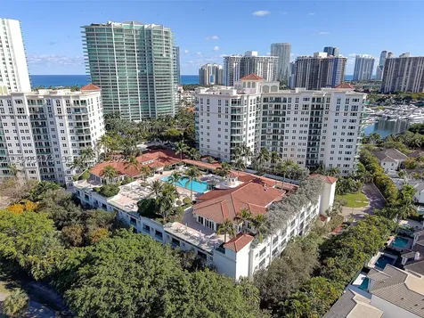 20000 E Country Club Drive Aventura FL 33180