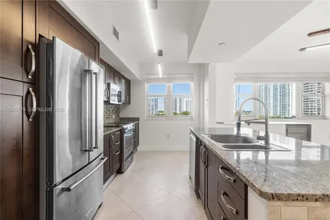 20000 E Country Club Drive Aventura FL 33180