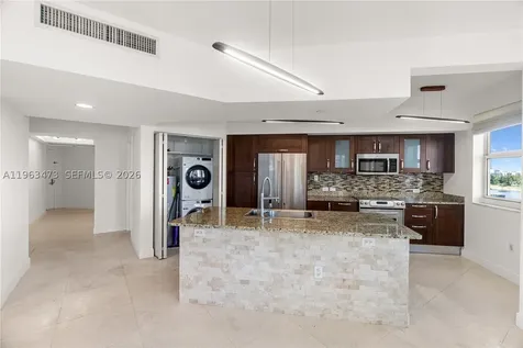 20000 E Country Club Drive Aventura FL 33180