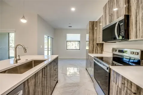 2512 48th Street Lehigh Acres FL 33971