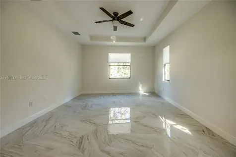 2512 48th Street Lehigh Acres FL 33971