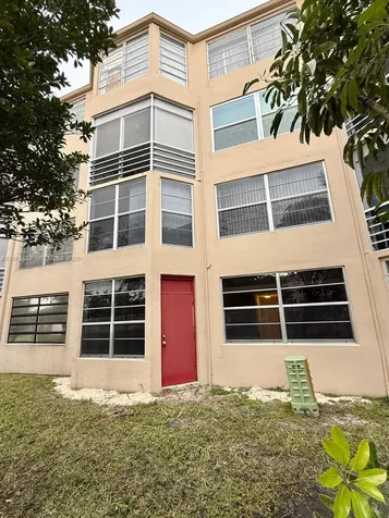 1501 NE 191st Street Miami FL 33179