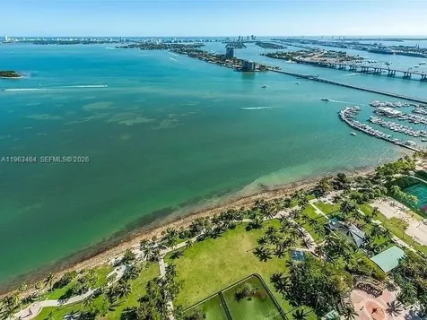 2000 N Bayshore Drive Miami FL 33137