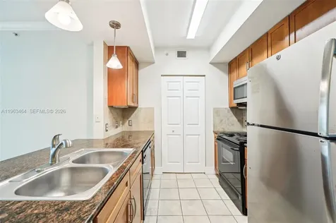 2000 N Bayshore Drive Miami FL 33137