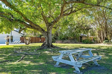 7231 SW 174th Street Palmetto Bay FL 33157