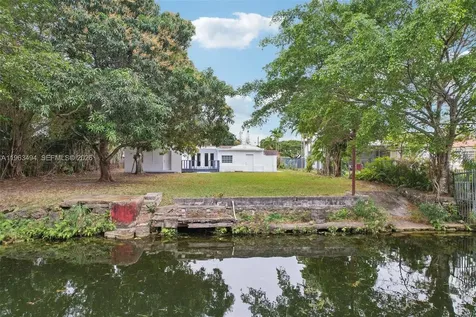 299 S Biscayne River Drive Miami FL 33169