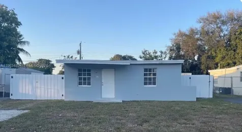 2349 NW 13th Court Fort Lauderdale FL 33311