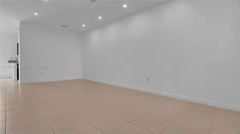 8678 NW 113th Court Doral FL 33178