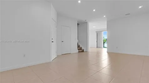 8678 NW 113th Court Doral FL 33178