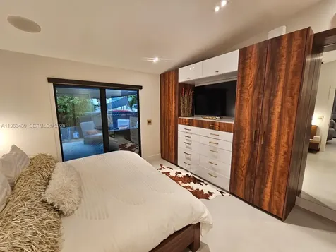 2543 Gulfstream Lane Fort Lauderdale FL 33312
