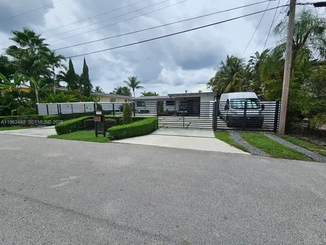 2543 Gulfstream Lane Fort Lauderdale FL 33312