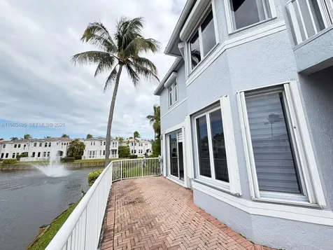 3172 NE 211th Street Aventura FL 33180