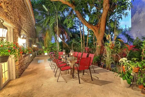 1755 SW 10th Street Miami FL 33135