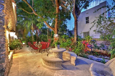 1755 SW 10th Street Miami FL 33135