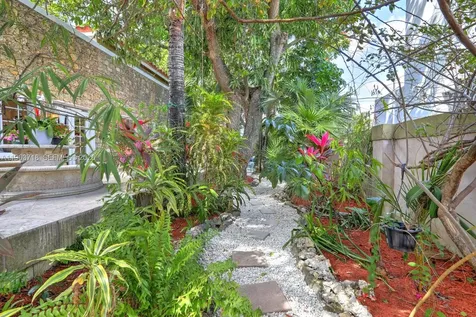 1755 SW 10th Street Miami FL 33135